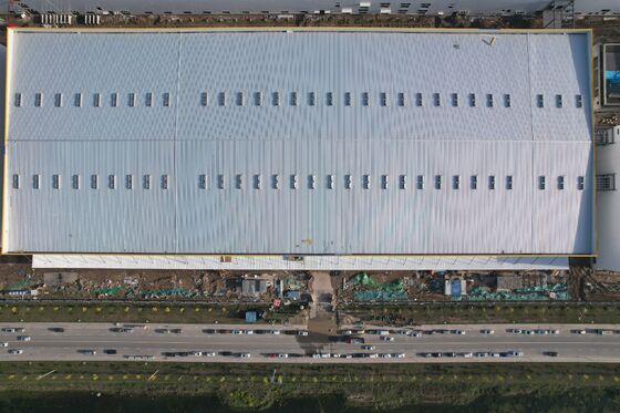 Komponen rangka baja pra-produksi, instalasi lapangan, bangunan pabrik, stasiun logistik transit gudang stok pabrik pengolahan makanan